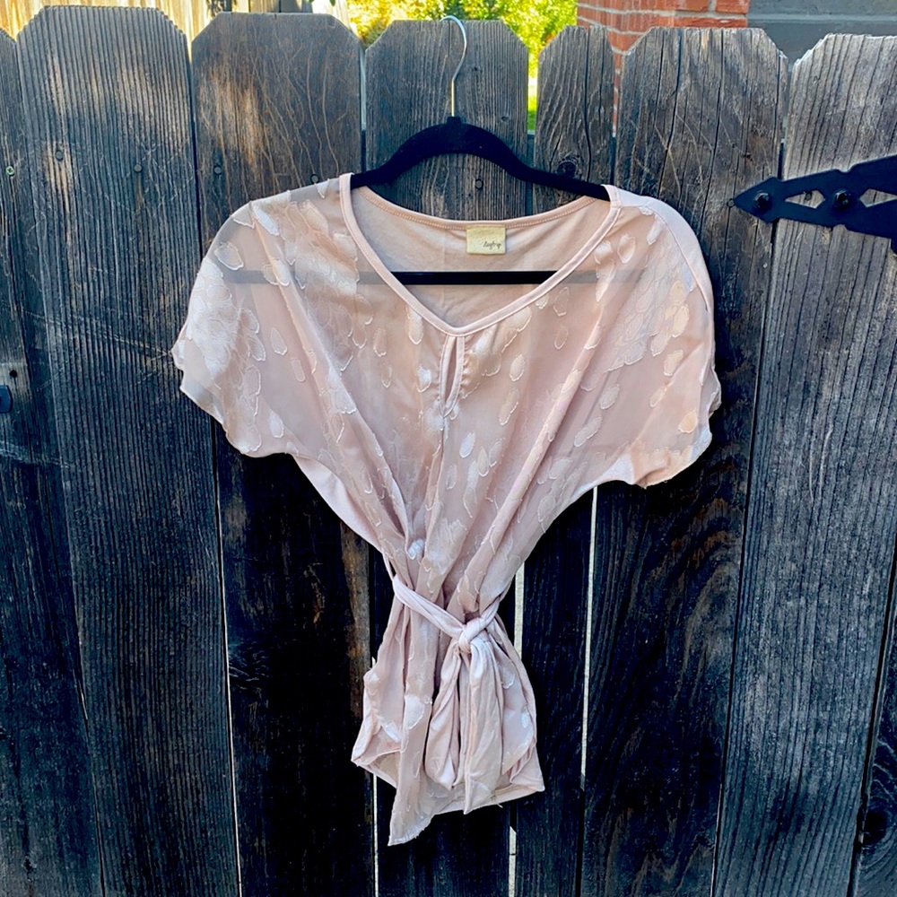 Daytrip Tie Short Sleeved Blouse